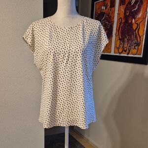 Express White & Black Polka Dot Short Sleeve Blouse
